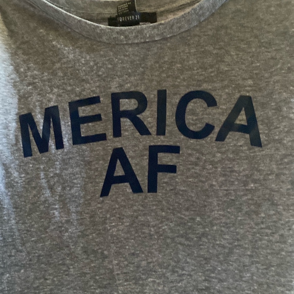 Forever 21 Large crop top style tee shirt